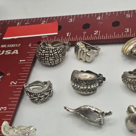 SINGLE Earrings Junk Lot 25 Pieces Mixed Color Craft Repurpose Project SKU 2959 - Picture 2 of 16